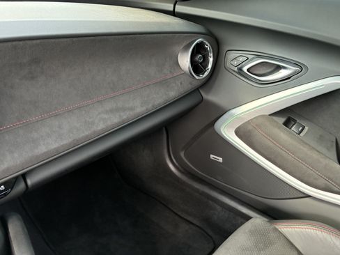 Used 2018 Chevrolet Camaro ZL1 RWD image 36