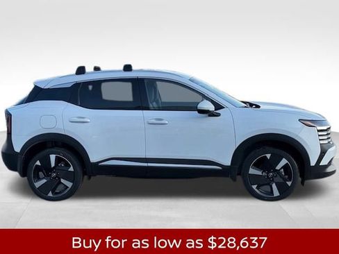 New 2025 Nissan Kicks SR w/ Illumination Package image 6