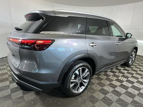 Used 2024 INFINITI QX60 Luxe AWD/4WD image 2