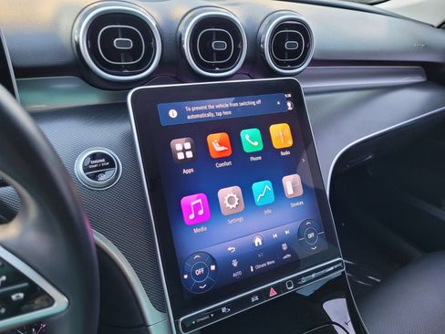 Used 2025 Mercedes-Benz C 300 Sedan image 18