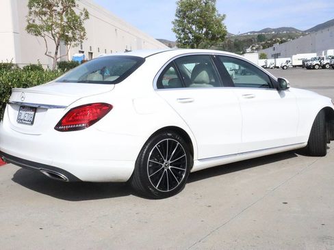 Used 2019 Mercedes-Benz C 300 Sedan image 4