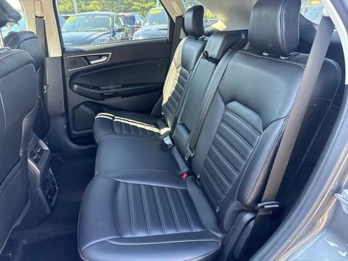 Certified 2022 Ford Edge SEL w/ Convenience Package AWD/4WD image 19