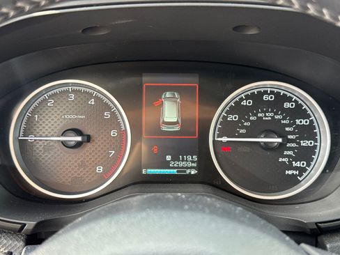 Used 2023 Subaru Forester Premium image 5