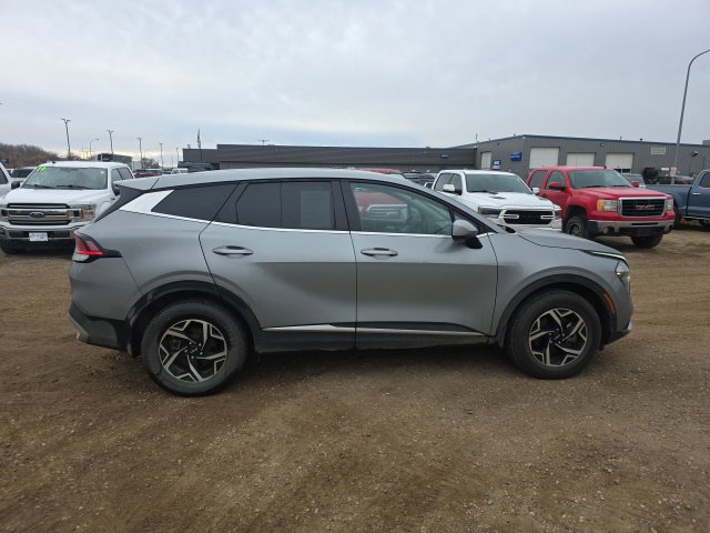 Used 2023 Kia Sportage LX AWD/4WD image 8