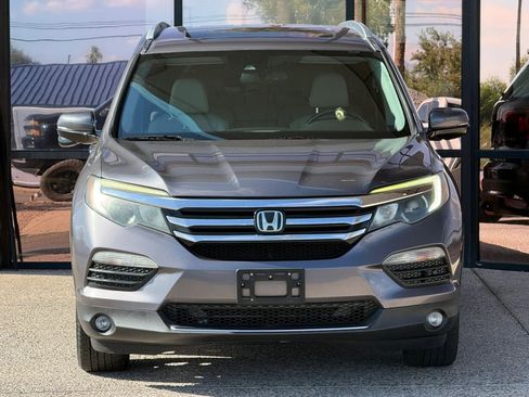 Used 2017 Honda Pilot Touring image 19
