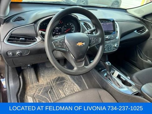 Used 2020 Chevrolet Malibu LT FWD image 7