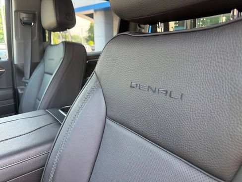 Certified 2025 GMC Sierra 1500 Denali AWD/4WD image 29