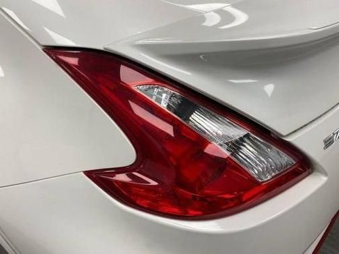 Used 2016 Nissan 370Z NISMO RWD image 14