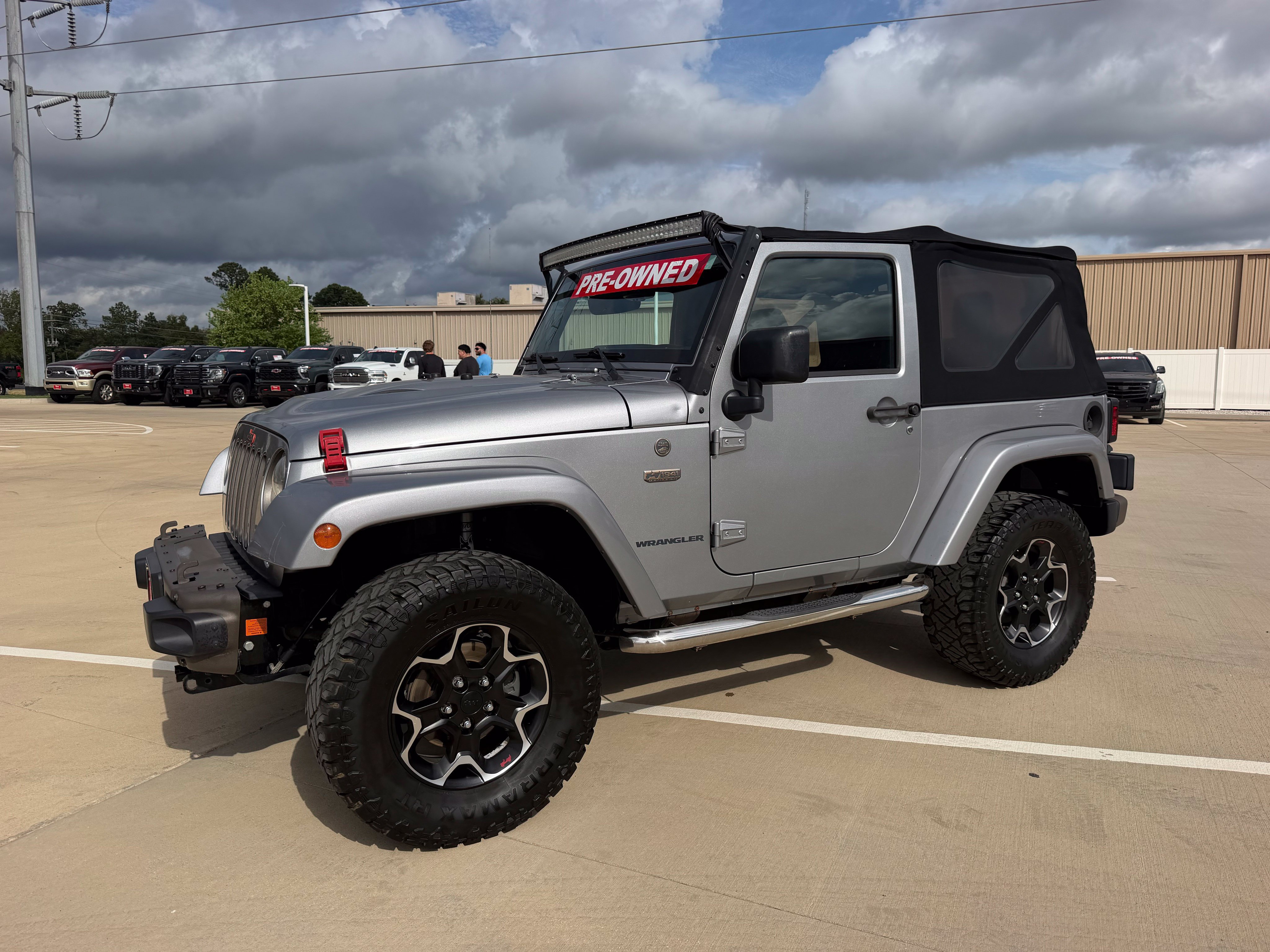 Used 2016 Jeep Wrangler Sahara AWD/4WD image 1