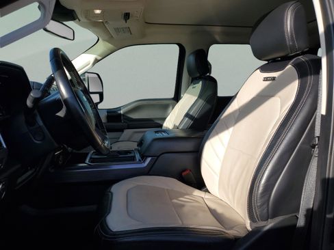 Used 2021 Ford F250 Limited image 19