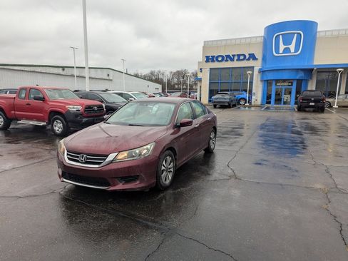 Used 2013 Honda Accord LX image 7