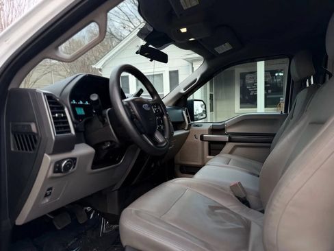 Used 2019 Ford F150 XLT AWD/4WD image 10