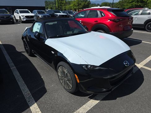 New 2026 MAZDA MX-5 Miata Grand Touring RWD image 1