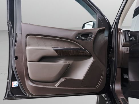 Used 2022 GMC Canyon Denali AWD/4WD image 26