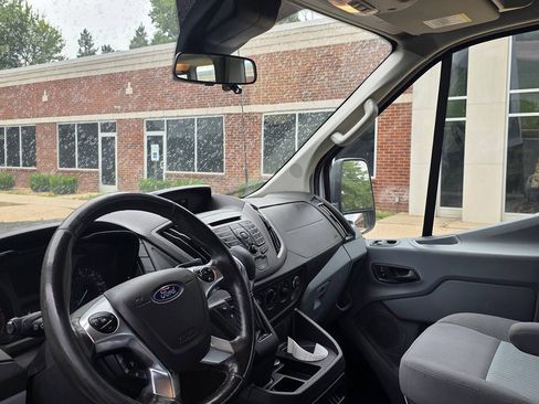 Used 2018 Ford Transit 350 XL RWD image 10