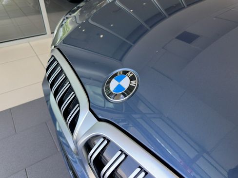 Used 2025 BMW 330i Sedan w/ M Sport Package RWD image 95