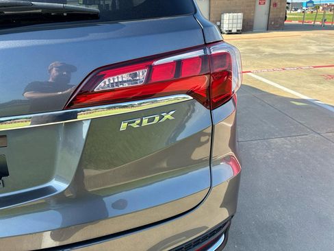 Used 2018 Acura RDX FWD w/ Technology Package image 14