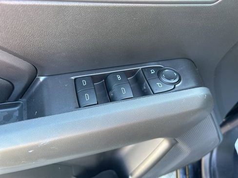 New 2025 Chevrolet Colorado Trail Boss w/ Midnight Edition image 10