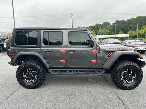 Used 2023 Jeep Wrangler Unlimited Rubicon w/ Cold Weather Group AWD/4WD image 2