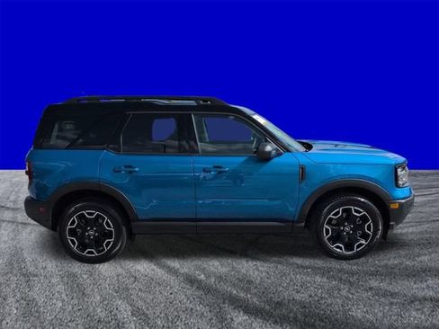 Certified 2025 Ford Bronco Sport Outer Banks AWD/4WD image 3