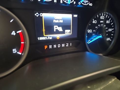 Used 2017 Ford F250 XLT w/ XLT Value Package image 7