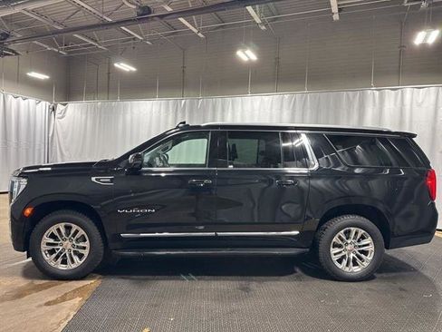 Certified 2021 GMC Yukon XL SLT w/ SLT Premium Package image 8