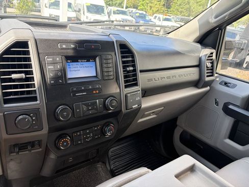 Used 2020 Ford F550 4x4 Regular Cab Super Duty image 28