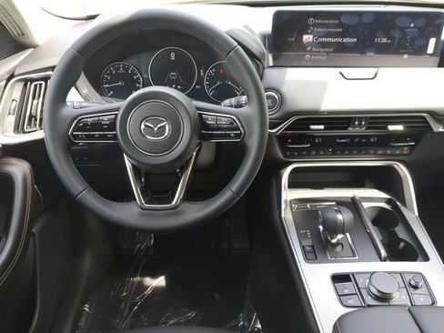 New 2026 MAZDA CX-90 3.3 Turbo w/ Preferred Package AWD/4WD image 14