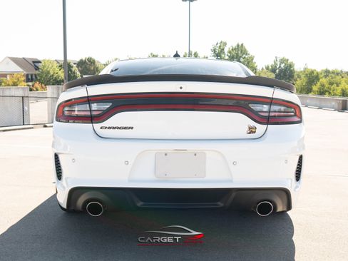 Used 2020 Dodge Charger Scat Pack RWD image 6