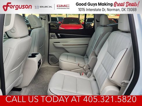 New 2026 Buick Enclave Avenir w/ Super Cruise Package AWD/4WD image 44