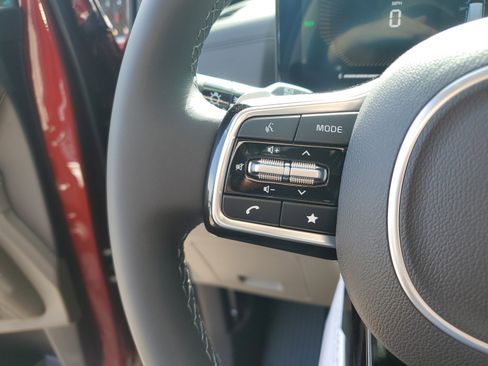 New 2026 Kia Carnival EX FWD image 25