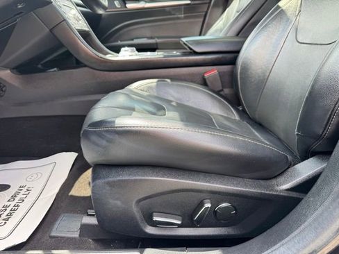 Used 2020 Ford Fusion Titanium AWD/4WD image 26