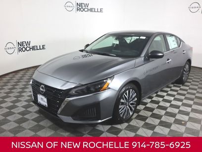 New 2025 Nissan Altima 2.5 SV