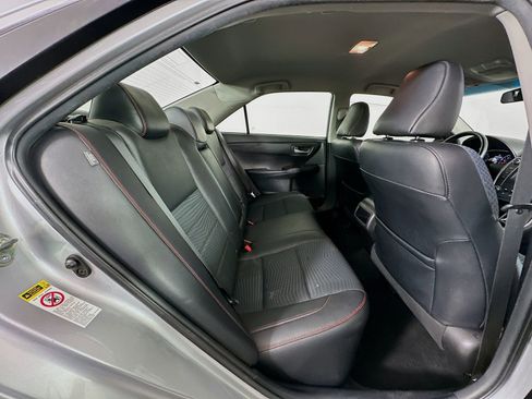 Used 2015 Toyota Camry SE FWD image 24