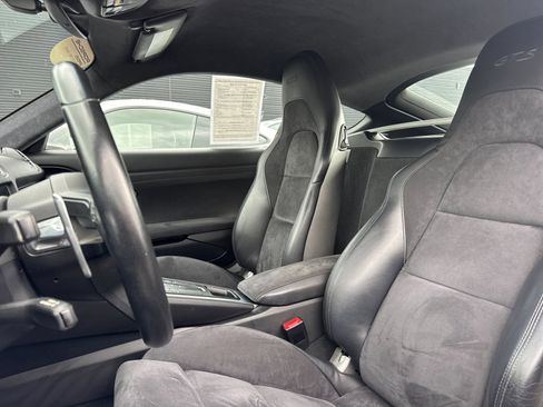 Certified 2018 Porsche 718 Cayman GTS image 5