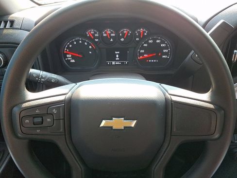 Used 2025 Chevrolet Silverado 1500 W/T w/ WT Value Package AWD/4WD image 18