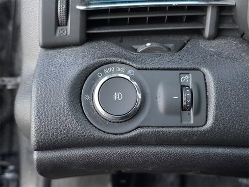 Used 2015 Chevrolet Malibu LT w/ Leather Package image 22