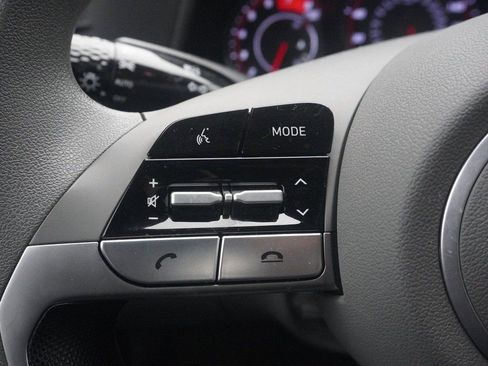 Used 2023 Hyundai Elantra SEL FWD image 33