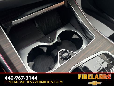 Used 2024 BMW X7 xDrive40i w/ Premium Package image 26