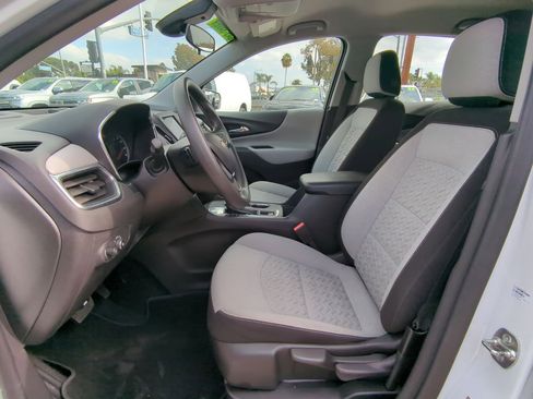 Certified 2024 Chevrolet Equinox LS image 20