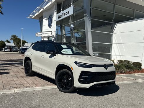 New 2026 Volkswagen Tiguan SE R-Line image 1