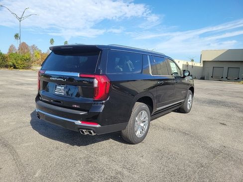 New 2026 GMC Yukon XL Denali w/ Sun & Power Step Package image 5