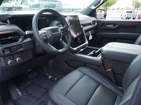 New 2026 GMC Yukon XL Denali image 18