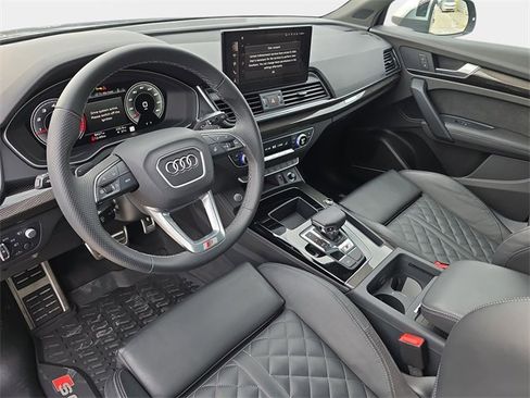 Used 2024 Audi SQ5 Prestige image 20