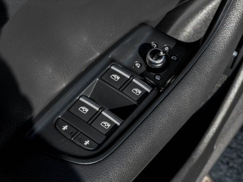 Used 2017 Audi Q7 2.0T Premium image 38