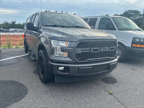 Used 2017 Ford F150 XL w/ Equipment Group 101A Mid RWD image 2