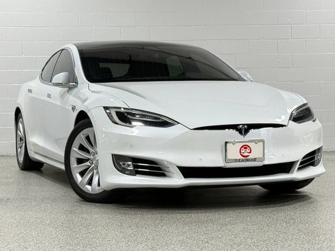 Used 2018 Tesla Model S 75D AWD/4WD image 4