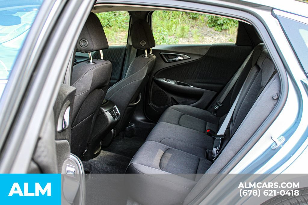 Used 2025 Chevrolet Malibu LT FWD image 17