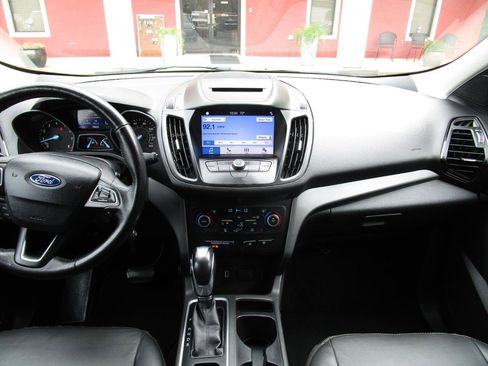 Used 2018 Ford Escape SEL AWD/4WD image 8