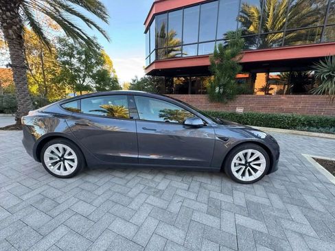 Used 2021 Tesla Model 3 Standard Range Plus RWD image 5